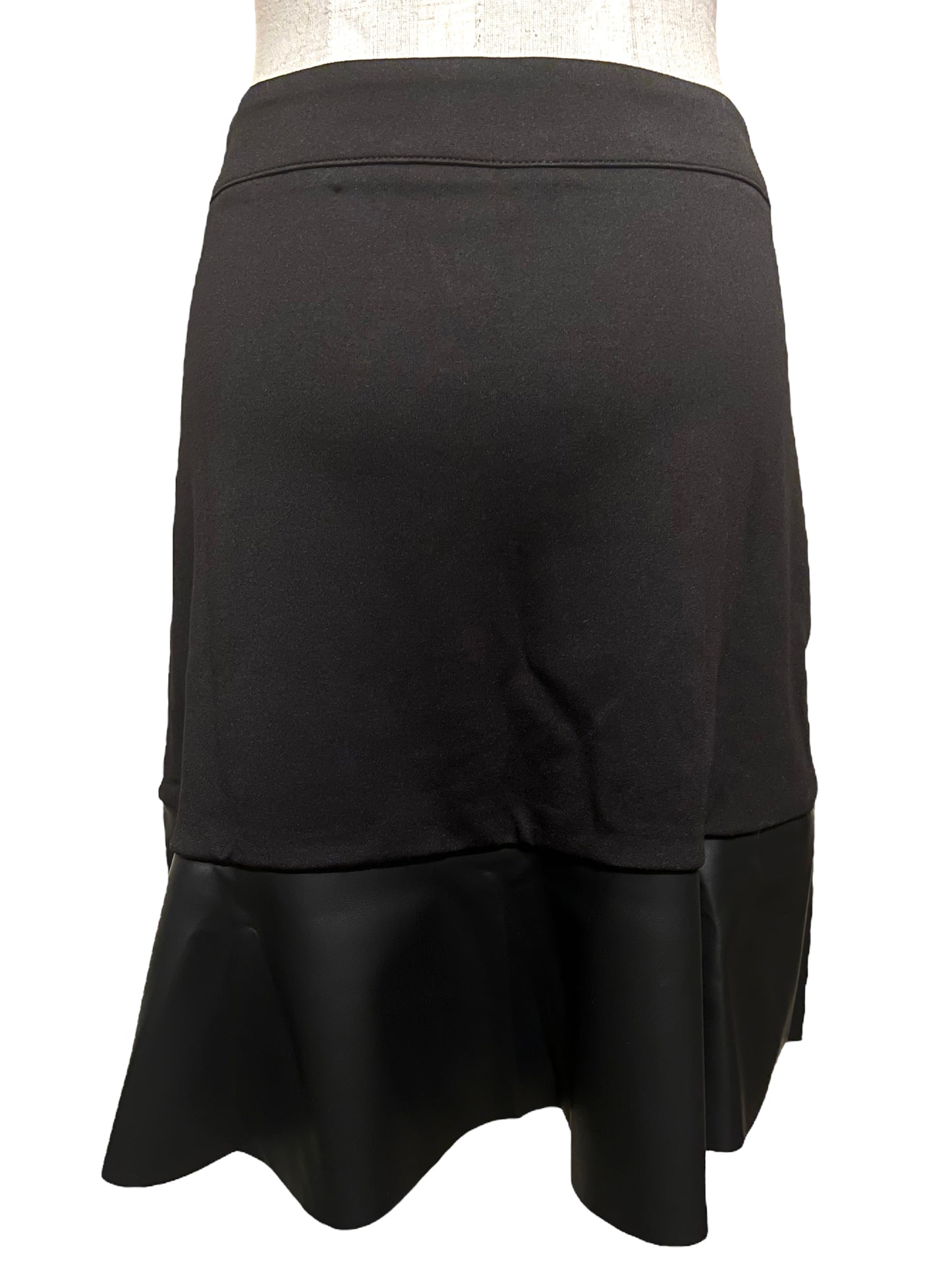 Michael Kors Size L Black Faux Leather Ruffle Skirt