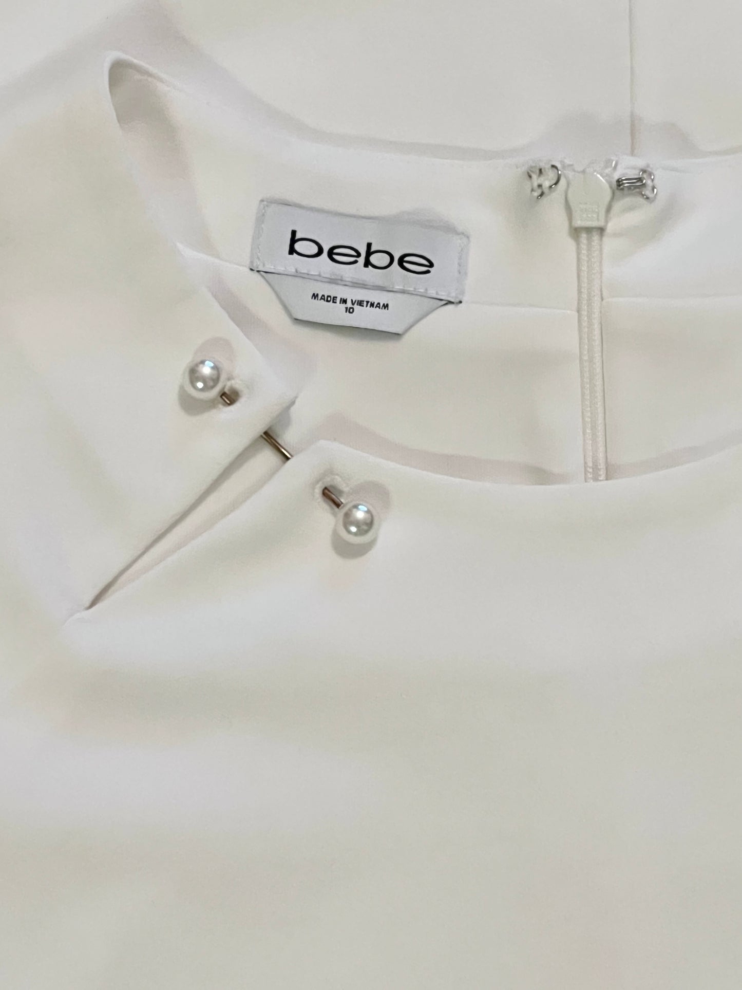 Bebe Size 10 White Pearl Pin Dress