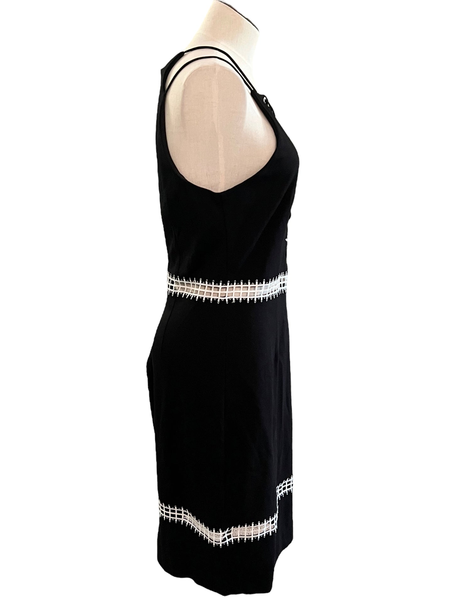Venus Size 10 Black & White Dress