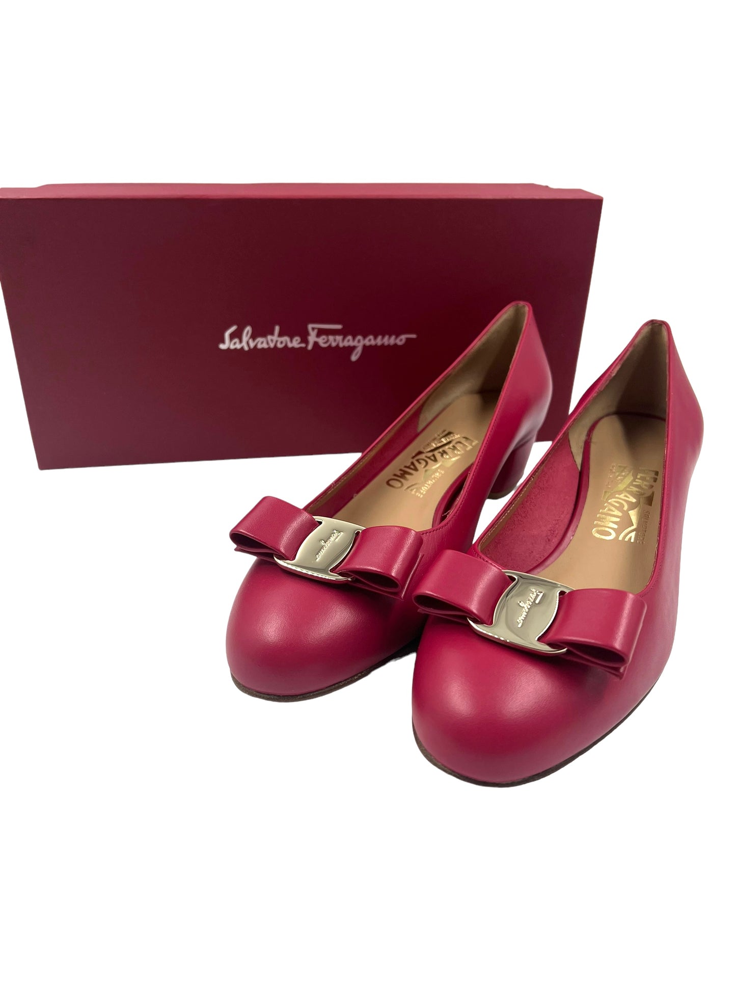 Ferragamo Size 7.5 Red Leather Vara Bow Flats