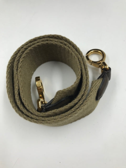 Fendi X-Lite Peekaboo Handbag