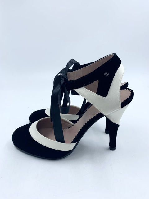 Chanel Black White Velvet/Satin Ankle Tie Size 38.5 Heels