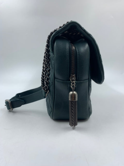 Chanel Green Calfskin Paris-Edinburgh Coco Sporran Jumbo Flap Handbag