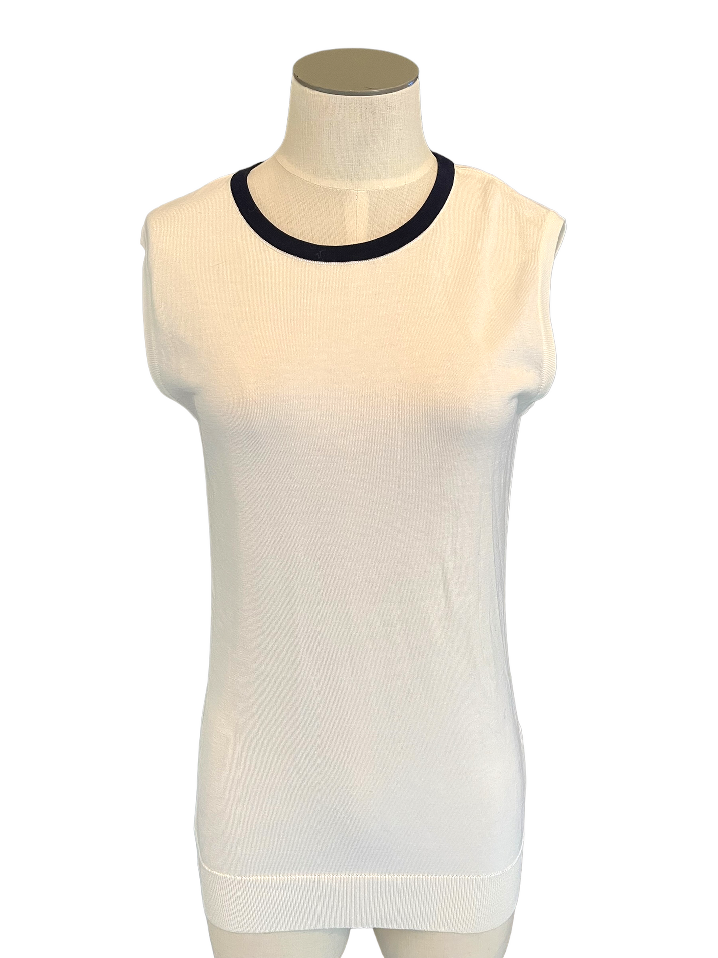 Chanel Off White 96P Size 38 Cardigan Set