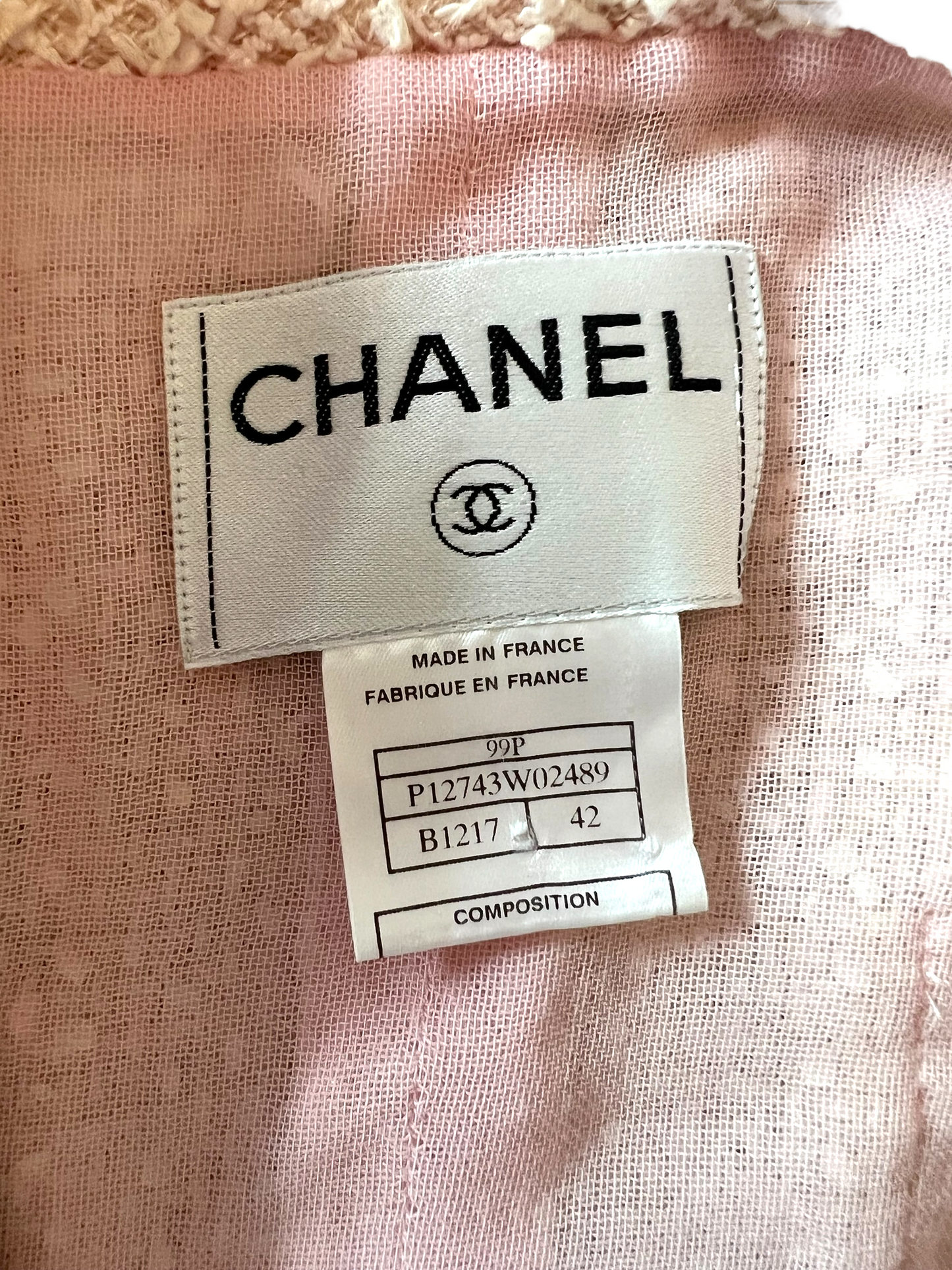Chanel 99P Blush Pink Size 42 Tweed Jacket