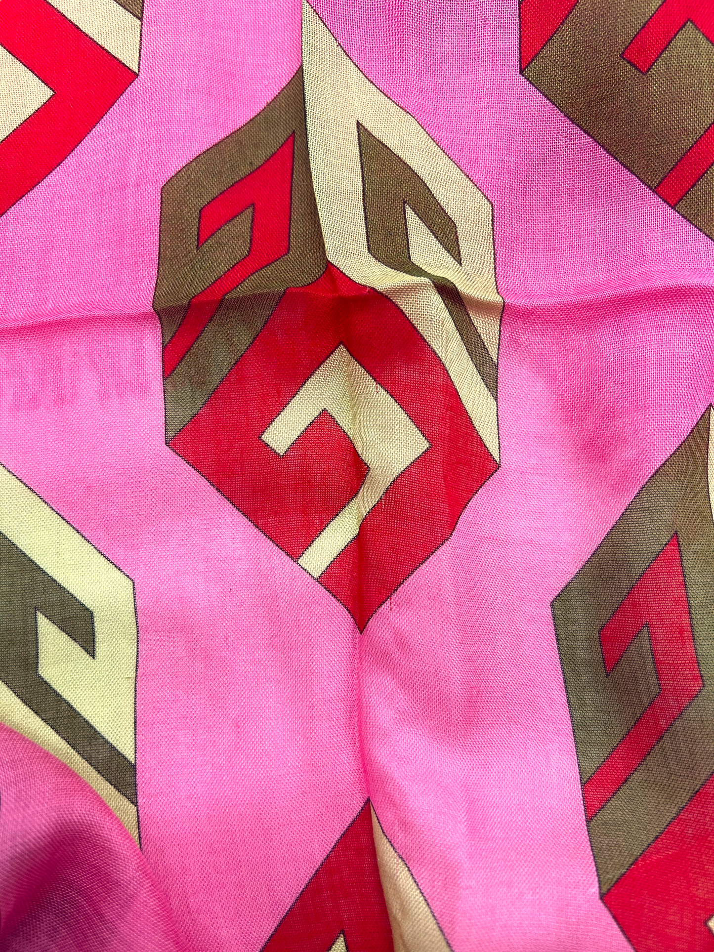 Gucci Pink Cubo Logo Scarf
