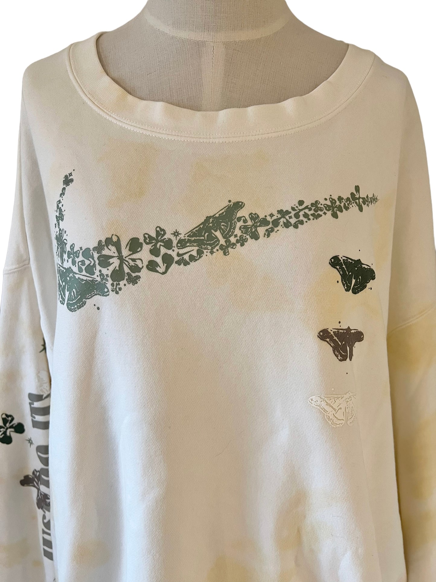 Nike Women's Recreation Club Size 3X Loose Fit Sweatshirt