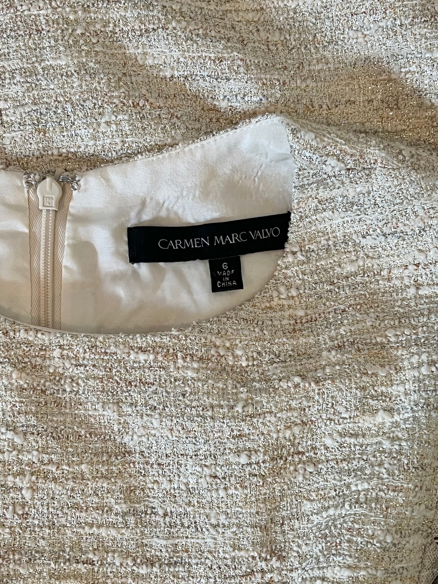 Carmen Marc Valvo Size 6 Cream Tweed Knit Dress