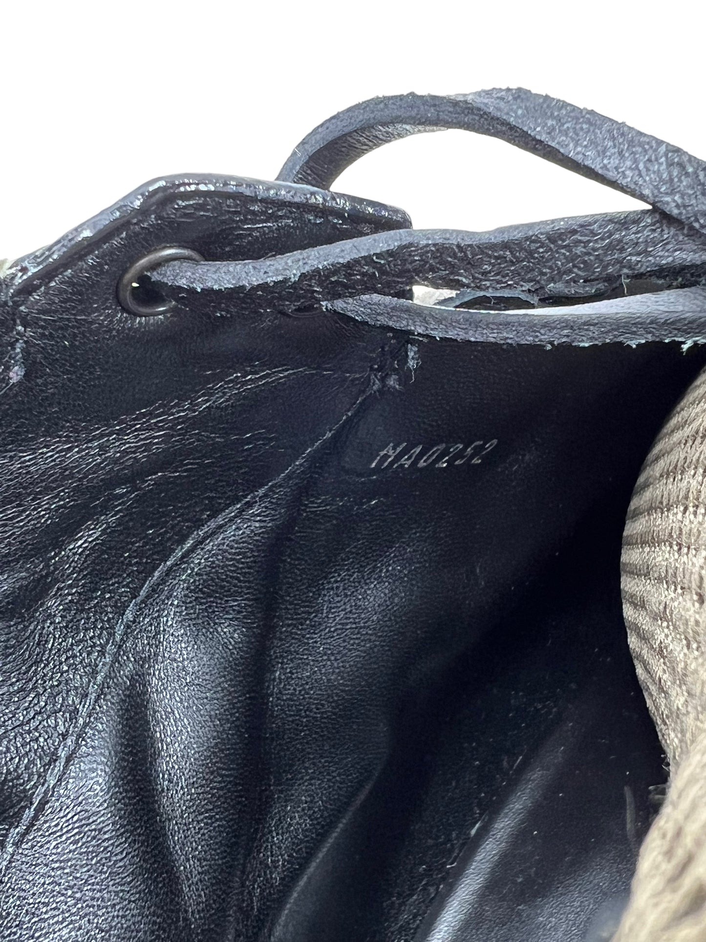 Louis Vuitton Size 40 Suede Calfskin Star Trail Boots