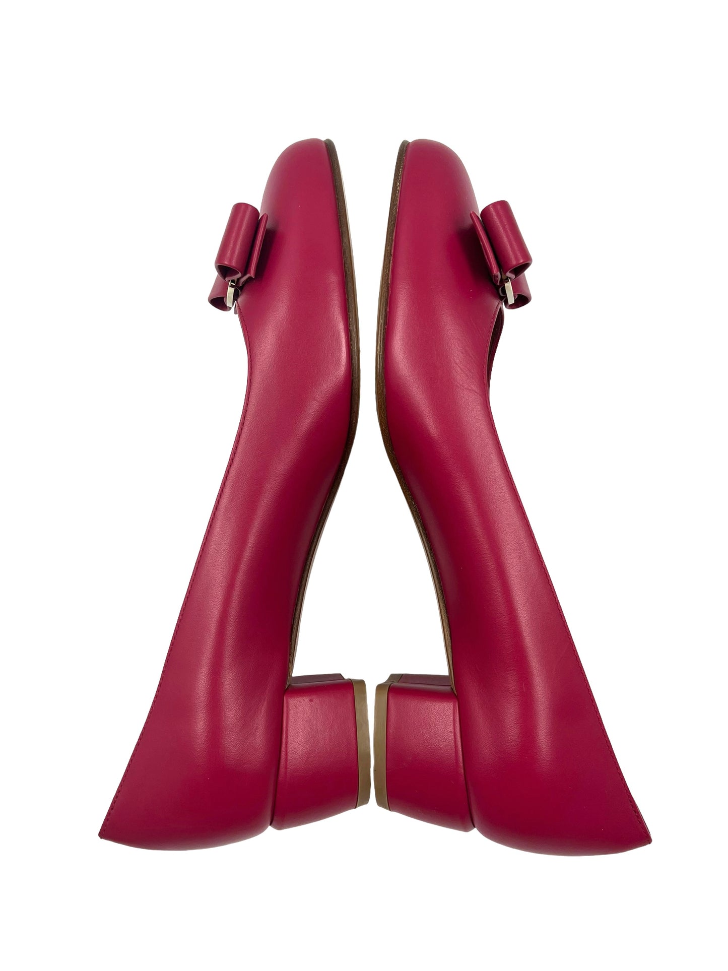 Ferragamo Size 7.5 Red Leather Vara Bow Flats