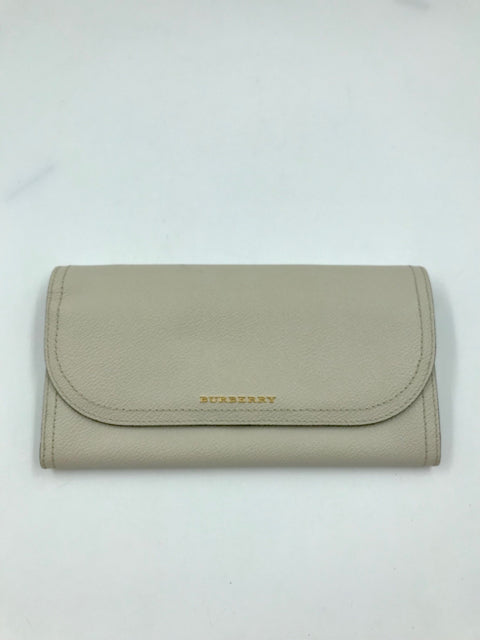 Burberry Henley WOC  Handbags
