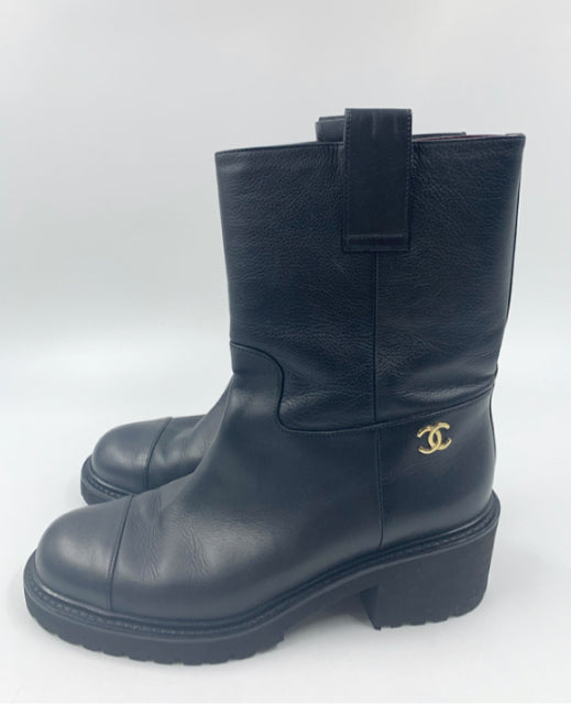 Chanel Black Calfskin CC Logo Size 37.5 Moto Boots – Shop Luxe Society