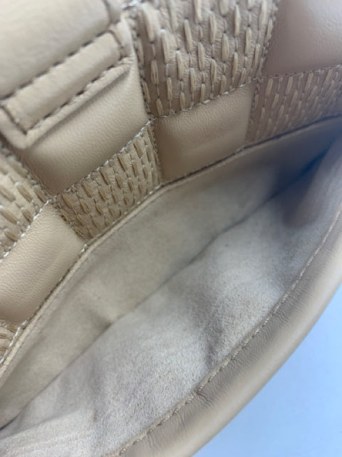 Louis Vuitton Beige Leather Quilted Pochette Troca Shoulder Bag