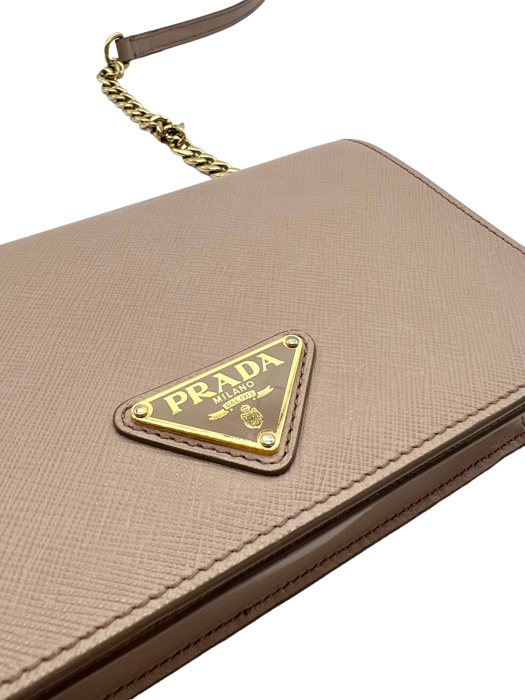 PRADA Authentic _Petalo Saffiano Lux Leather Chain Shoulder Bag 1BD009