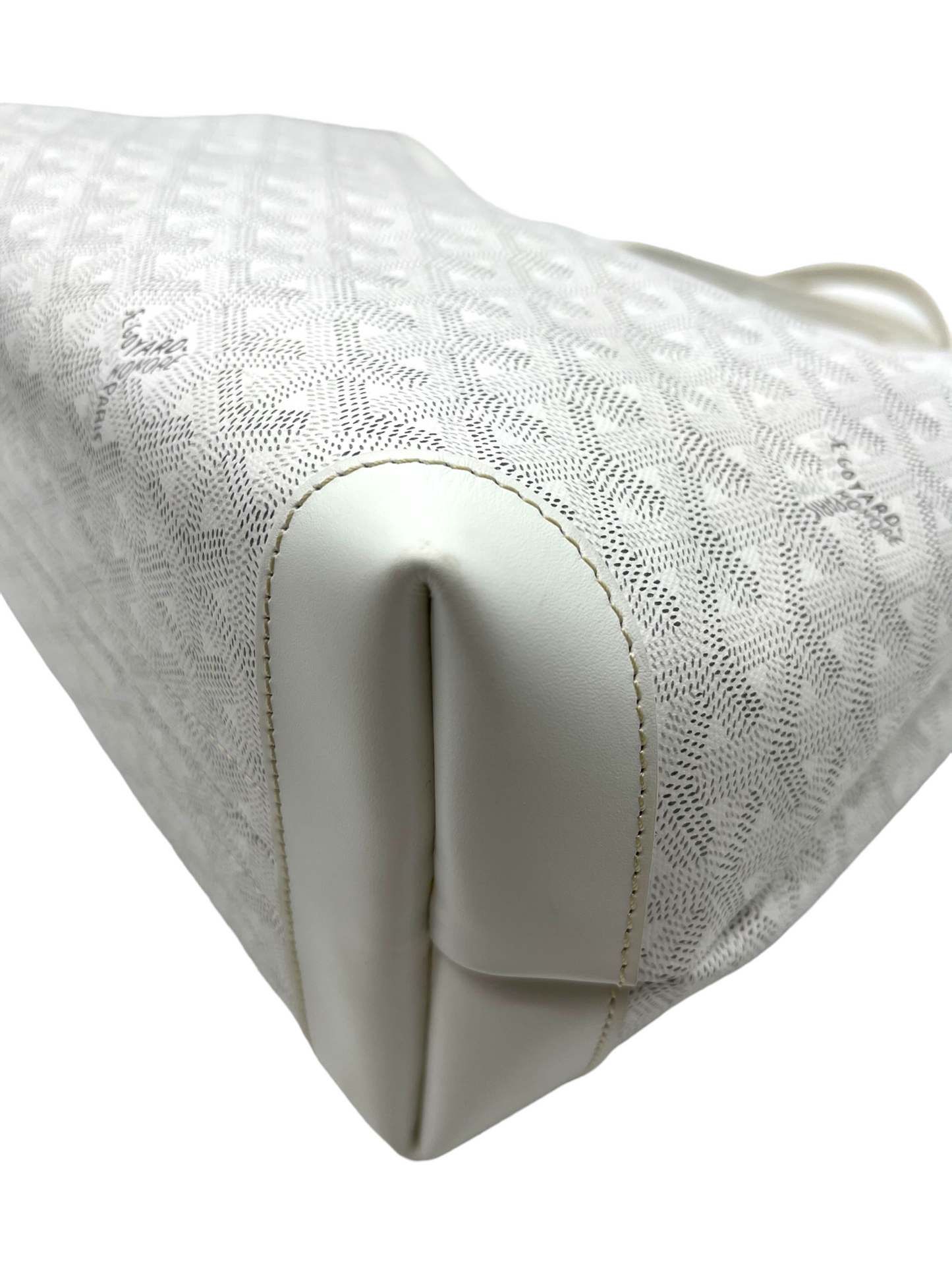 Goyard White Bellechasse PM Shoulder Bag