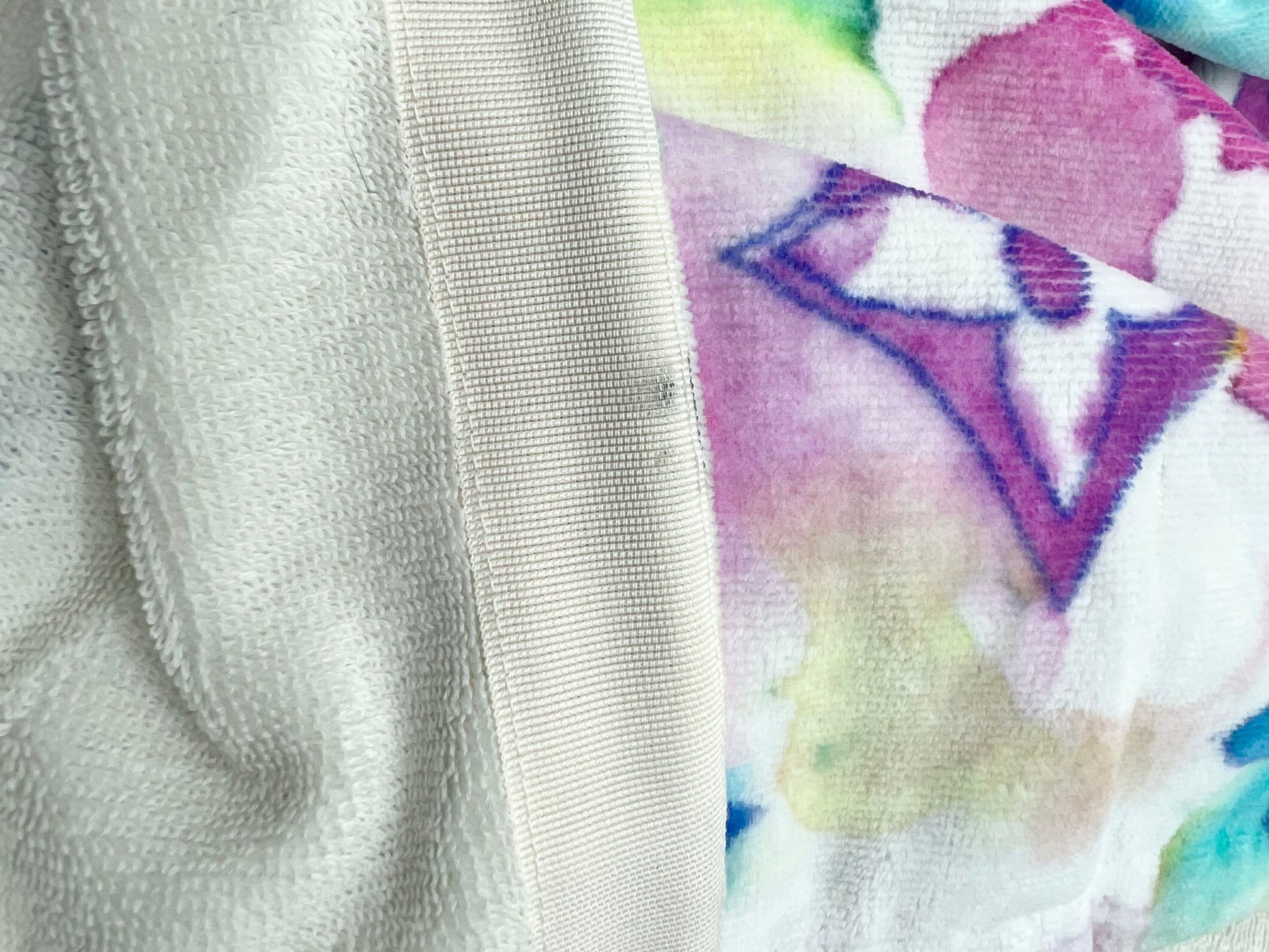 Louis Vuitton Multicolor Watercolor Monogram 2021 Beach Towel – Shop Luxe  Society
