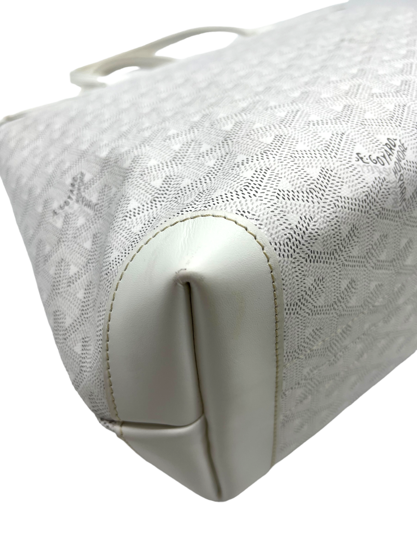 Goyard White Bellechasse PM Shoulder Bag